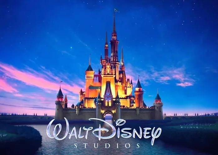 Anh Dao-Disneyland-Parking Gratuite Et Terrasse